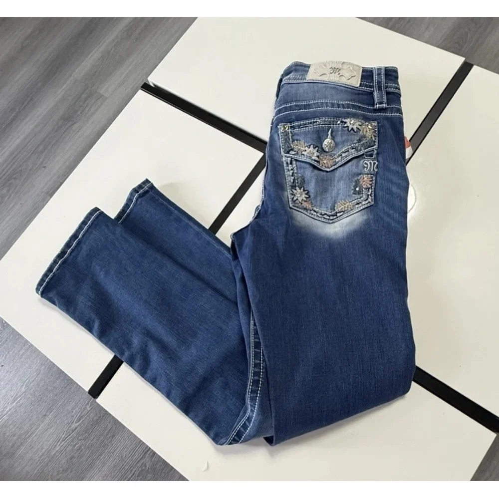 Miss Me Skinny Jeans | Embellished Floral Back Pockets | Stretch Denim
26x31 - Picture 6 of 15